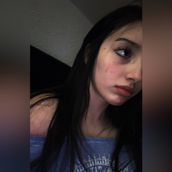 Meet your Posher, Rocio - Picture 1 of 1